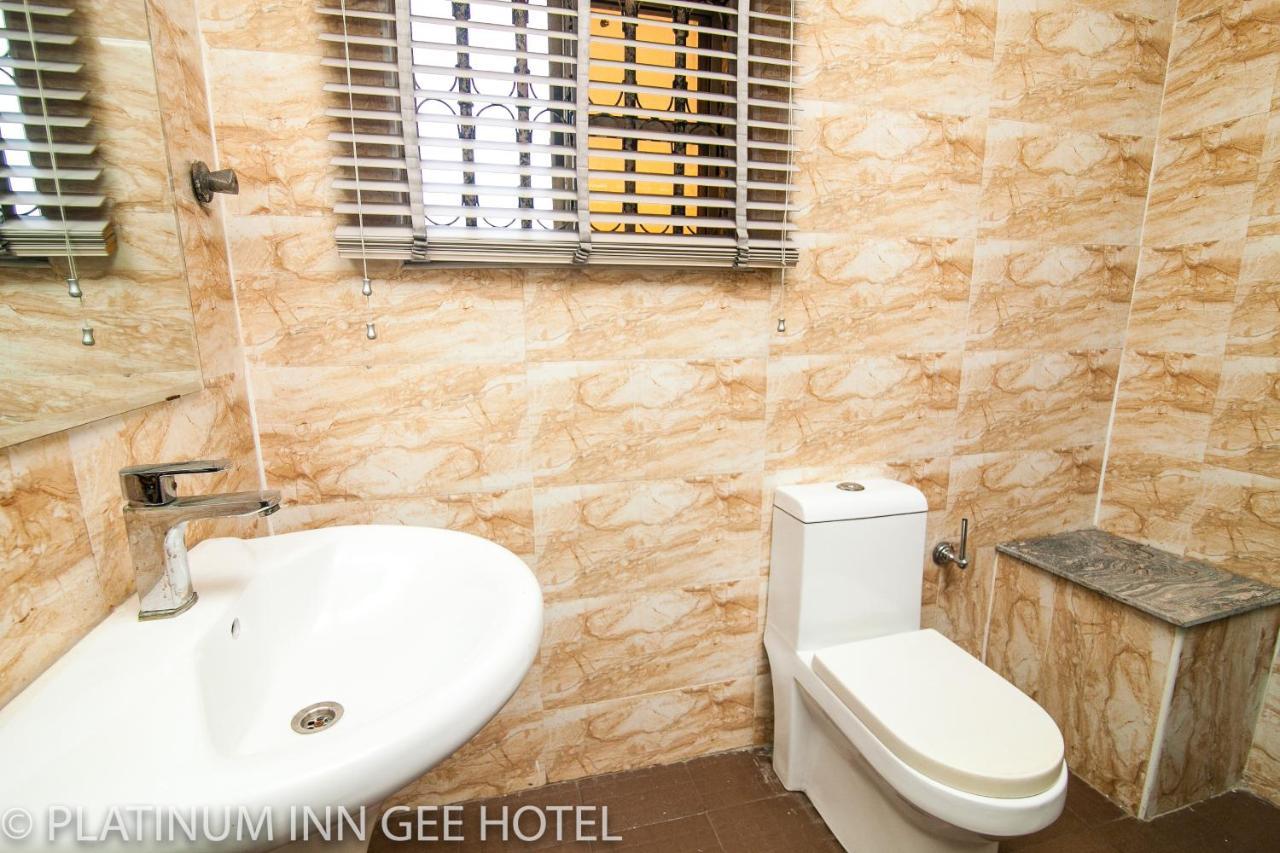 Platinum Inn Gee Hotel Suru Lere Extérieur photo