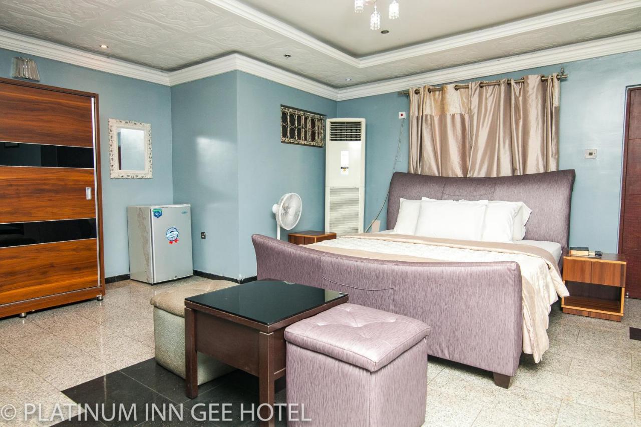 Platinum Inn Gee Hotel Suru Lere Extérieur photo