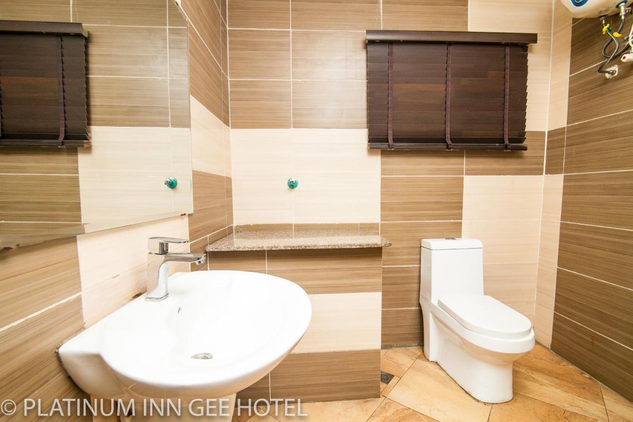 Platinum Inn Gee Hotel Suru Lere Extérieur photo