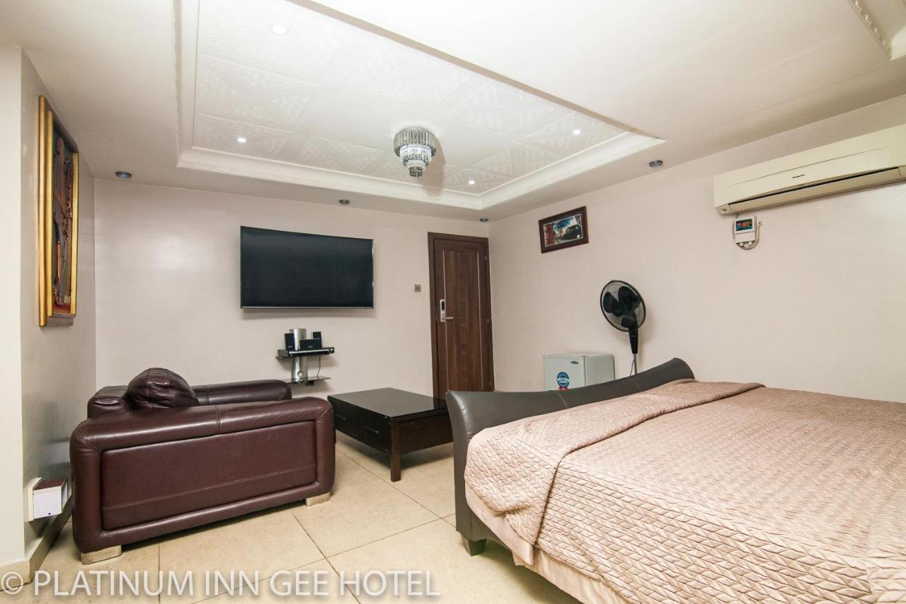 Platinum Inn Gee Hotel Suru Lere Extérieur photo
