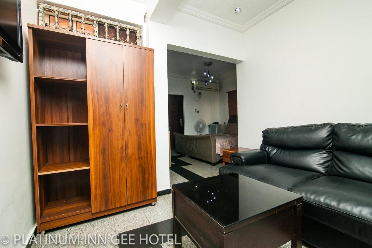 Platinum Inn Gee Hotel Suru Lere Extérieur photo