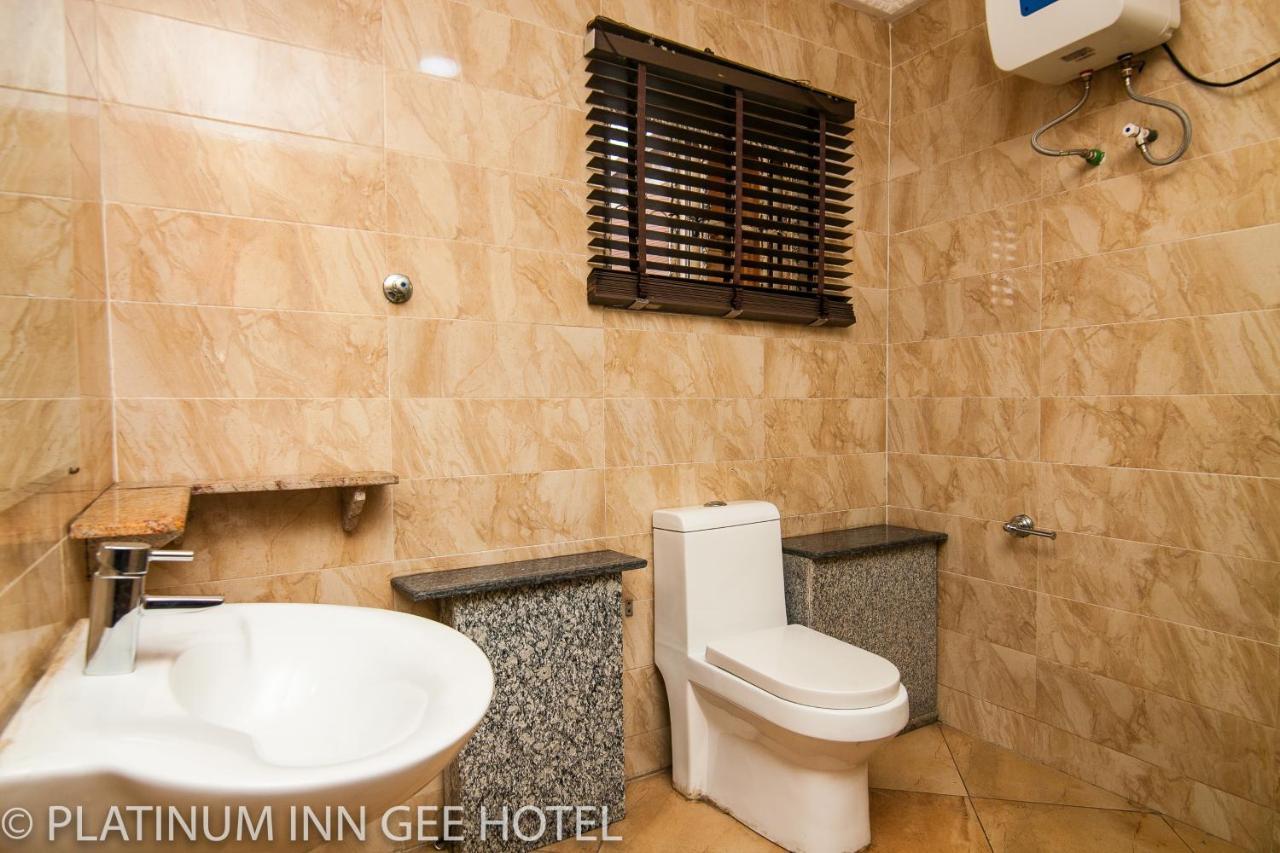 Platinum Inn Gee Hotel Suru Lere Extérieur photo