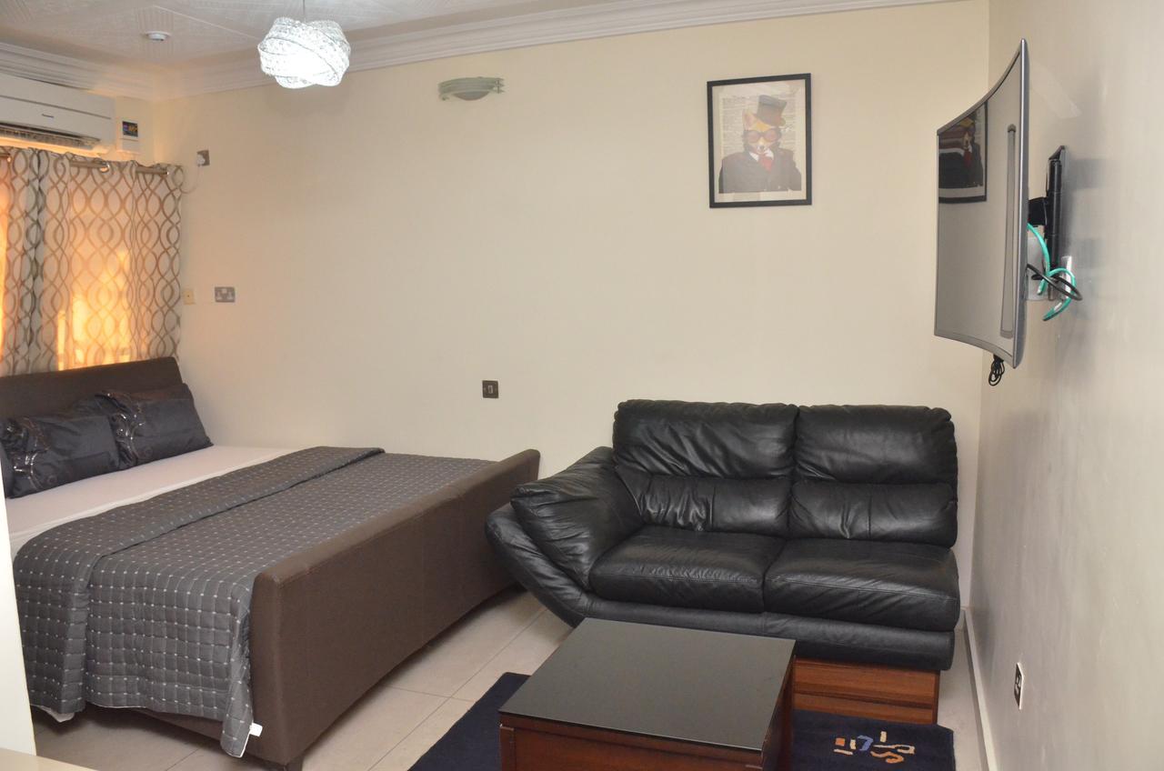 Platinum Inn Gee Hotel Suru Lere Extérieur photo